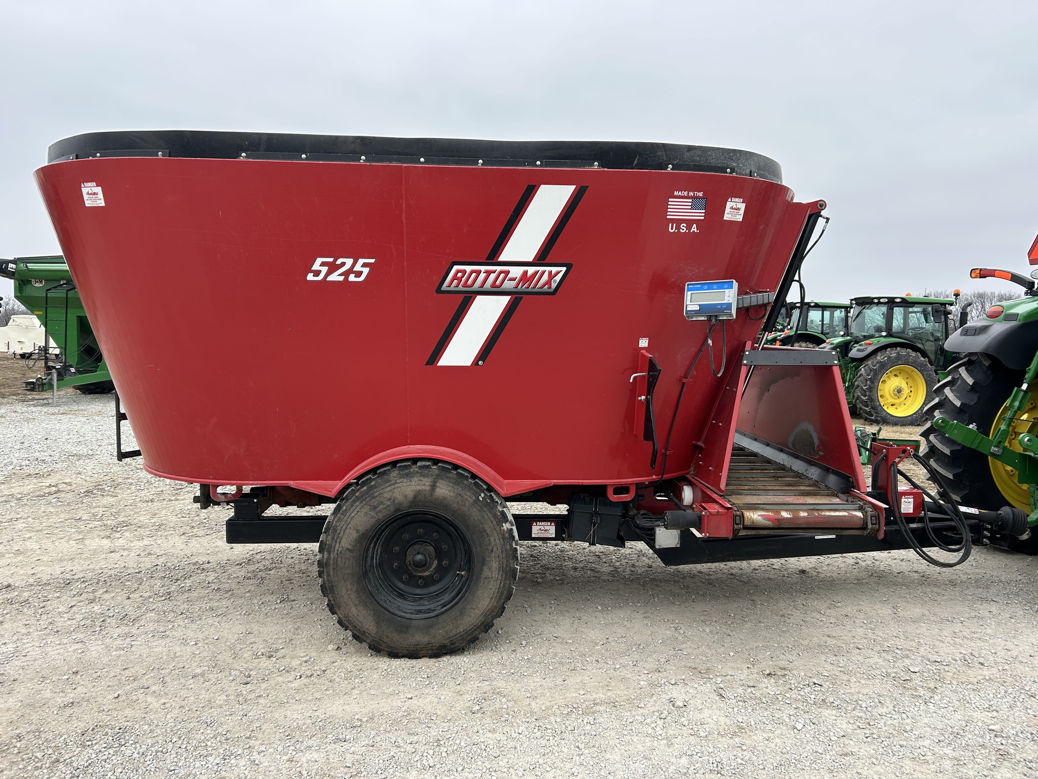  2022 Roto-Mix 525 at Heritage Tractor in Atchison, KS