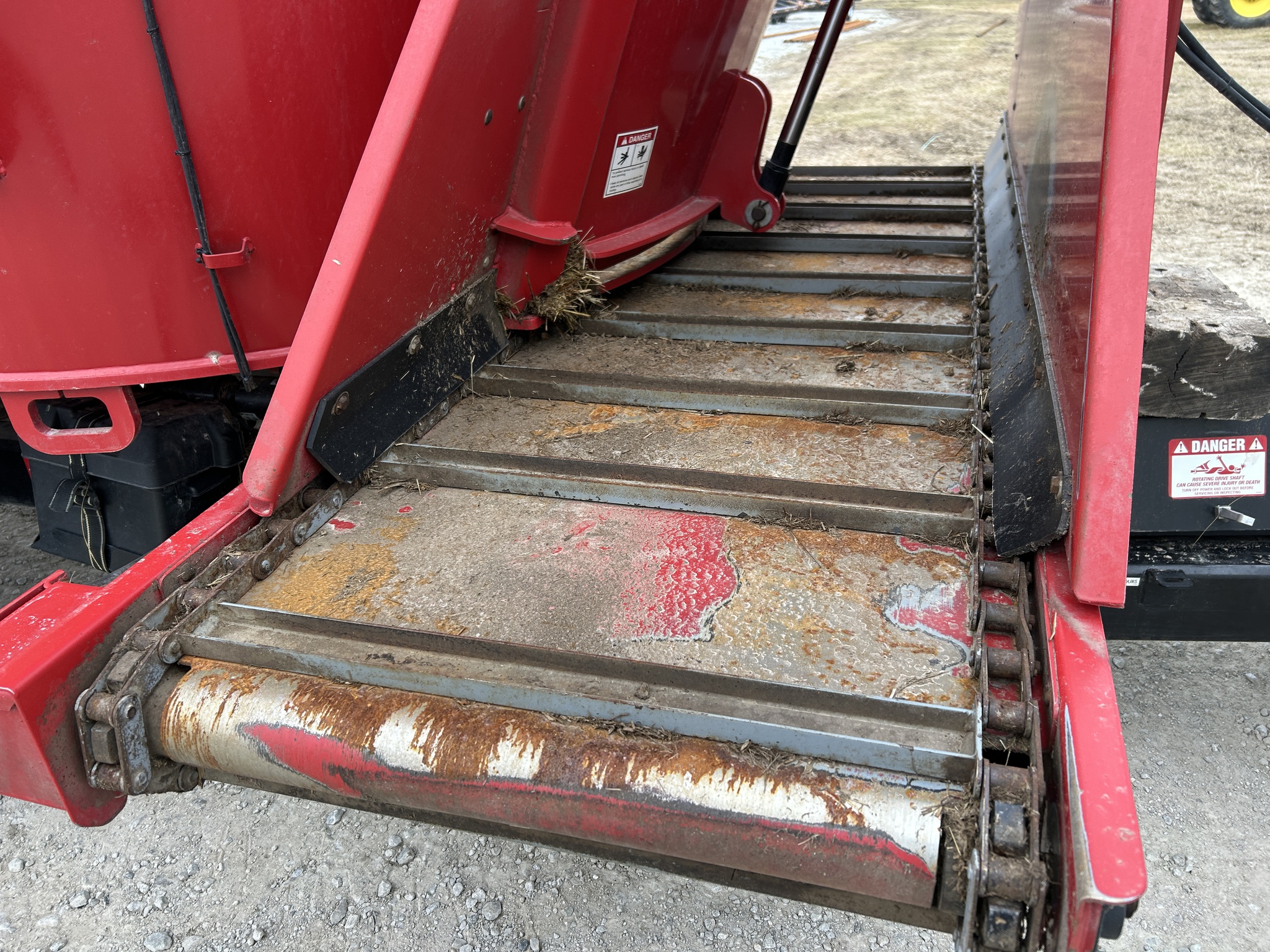  2022 Roto-Mix 525 at Heritage Tractor in Atchison, KS