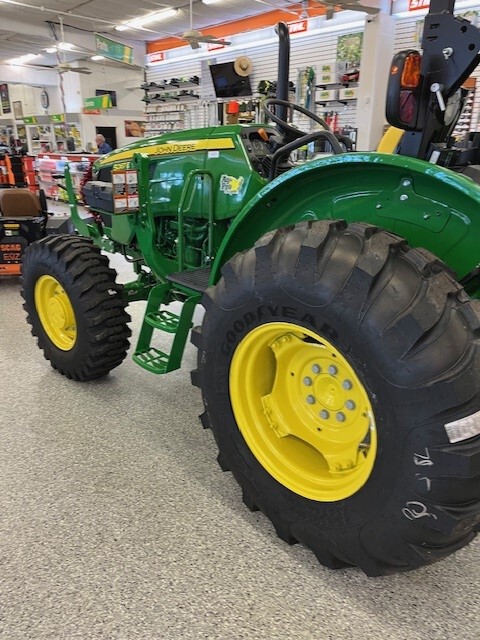 2024 John Deere 5067E Image 3