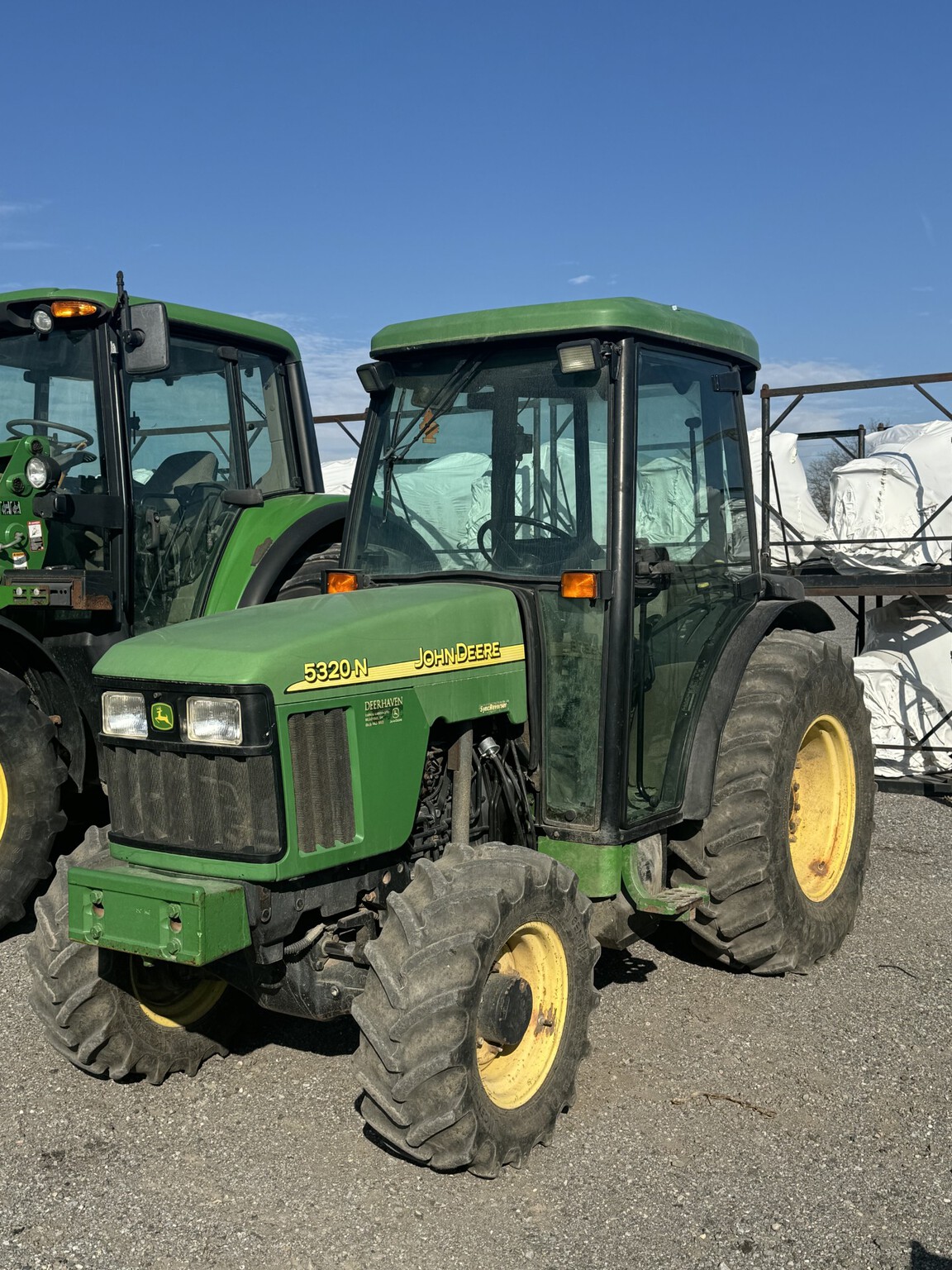 2003 John Deere 5320N Image 1