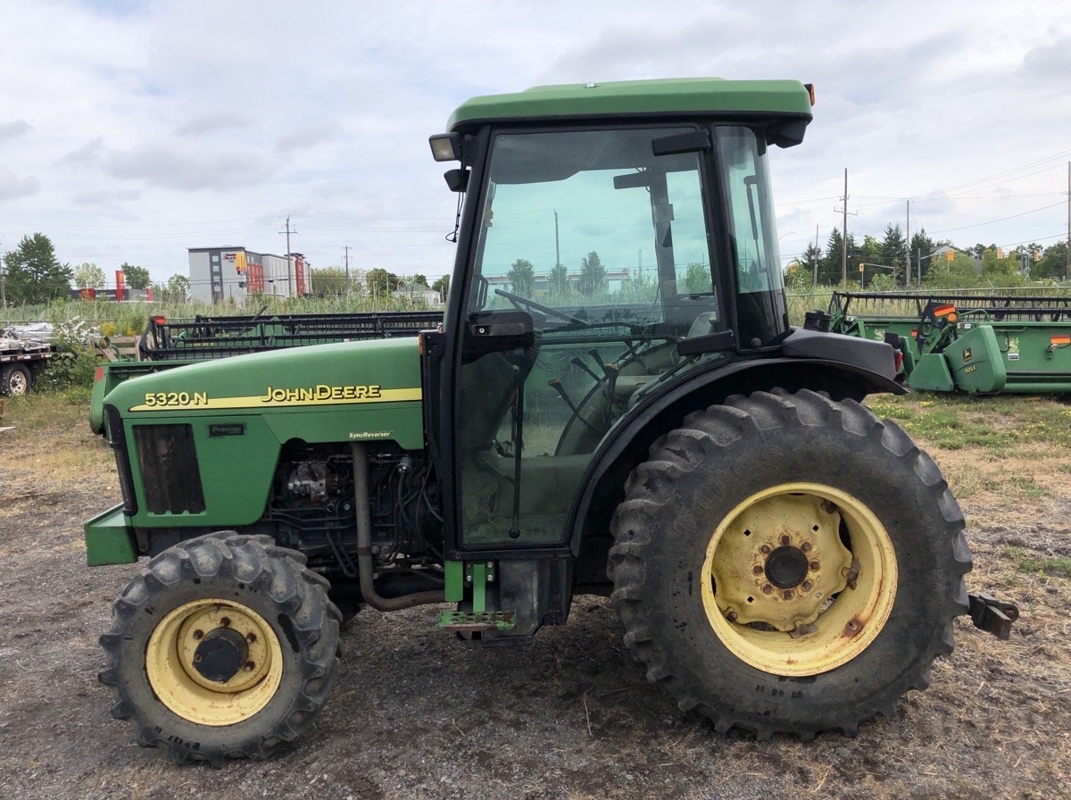 2003 John Deere 5320N Image 1