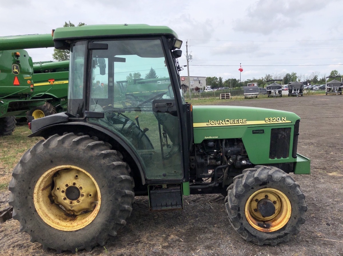 2003 John Deere 5320N Image 2