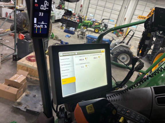 Photo of 2023 John Deere S760