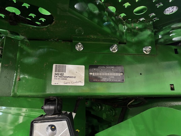 Photo of 2023 John Deere S760
