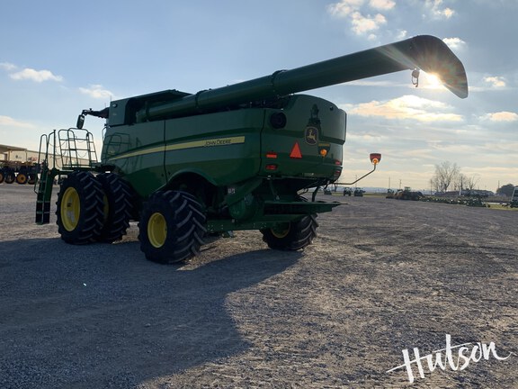 Photo of 2023 John Deere S760