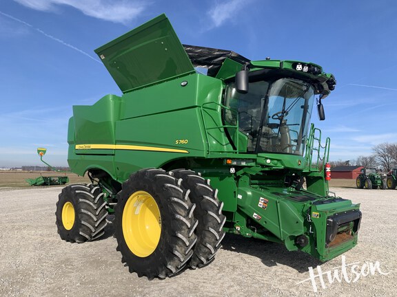Photo of 2023 John Deere S760