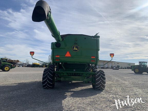 Photo of 2023 John Deere S760