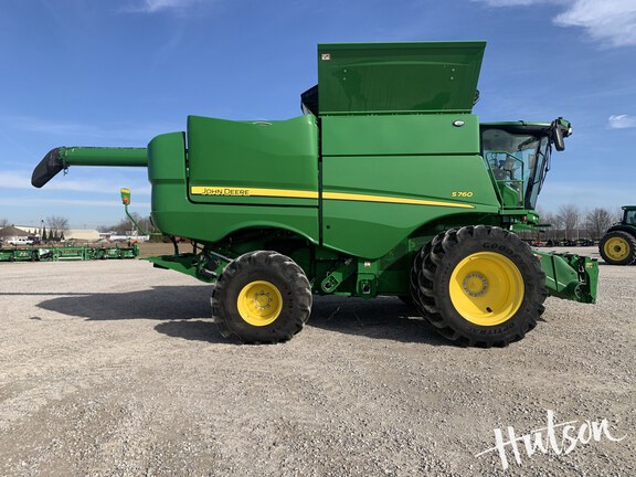 Photo of 2023 John Deere S760