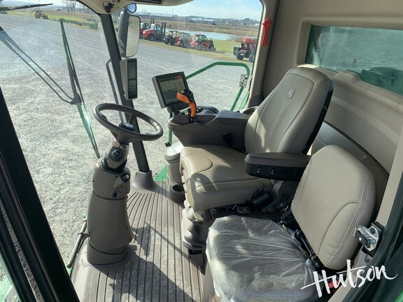 Photo of 2023 John Deere S760