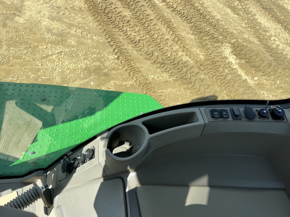 Used 2024 John Deere 9RX 640 Track Tractors at Horizon Ag & Turf in High Prairie, AB - Photo16