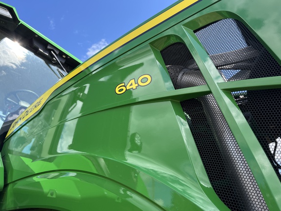Used 2024 John Deere 9RX 640 Track Tractors at Horizon Ag & Turf in High Prairie, AB - Photo25