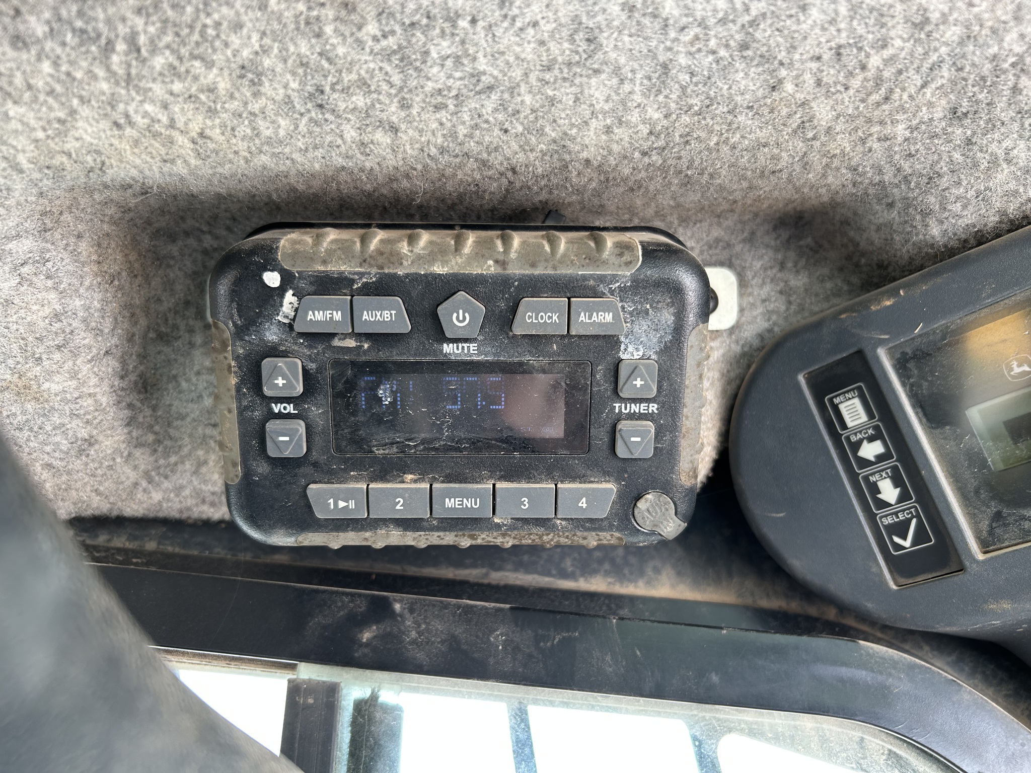  2018 John Deere 333G at Heritage Tractor in Joplin, MO