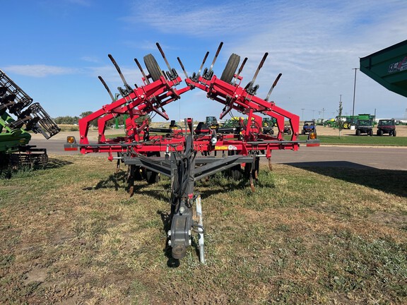 2019 Sunflower 2530-31 (2nd thumbnail)