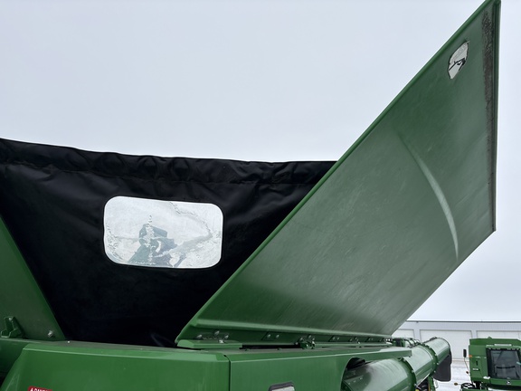 Used 2020 John Deere S780 Combines at Horizon Ag & Turf in Lloydminster, AB - Photo10