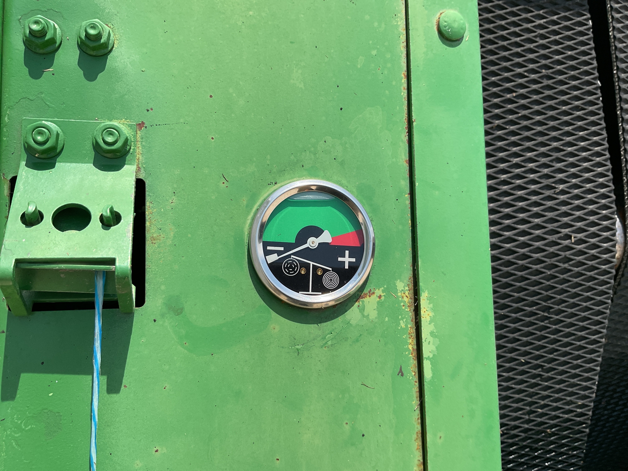 2007 John Deere 568 Image 25