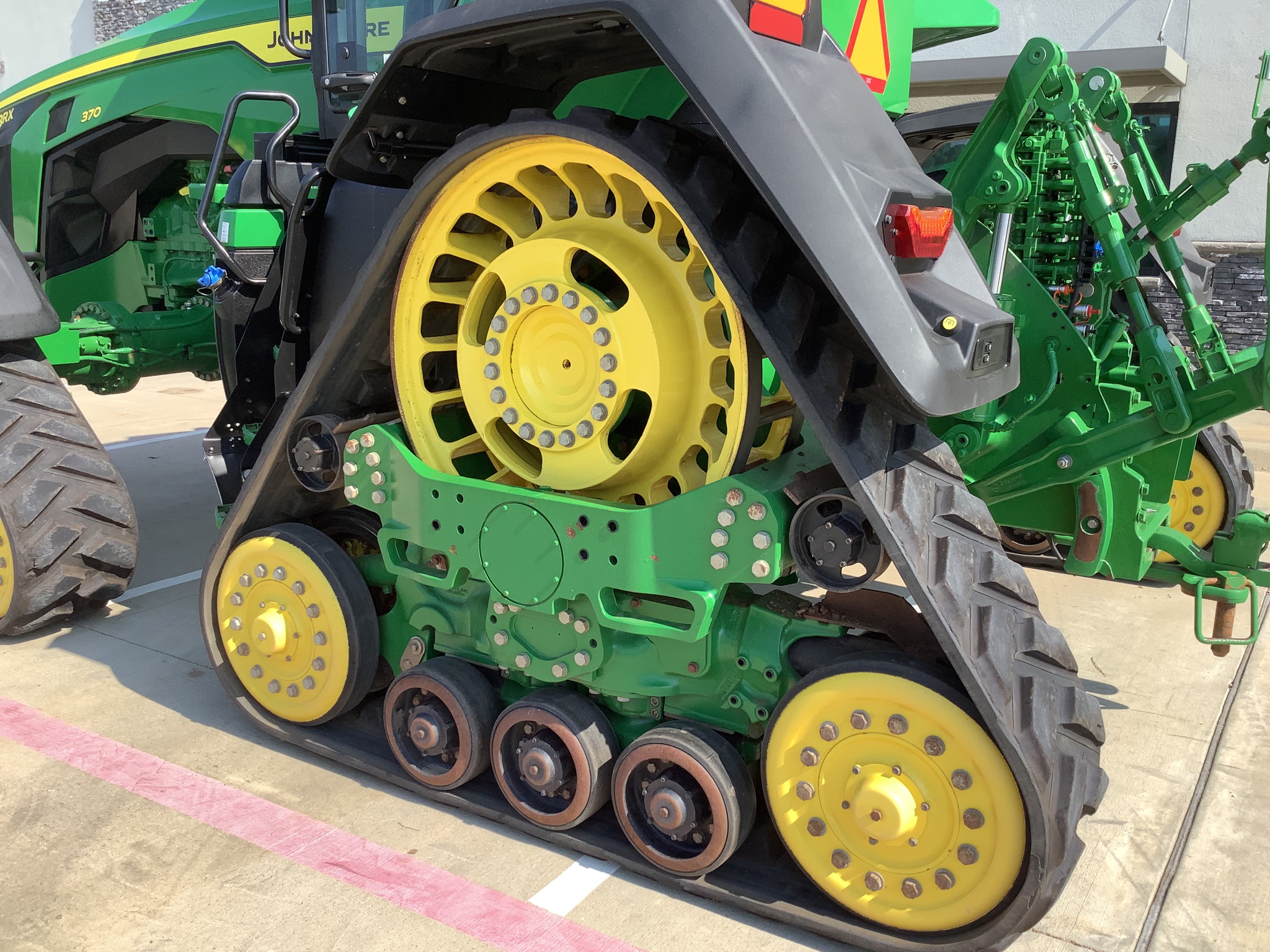 2024 John Deere 8RX 370 Image 17