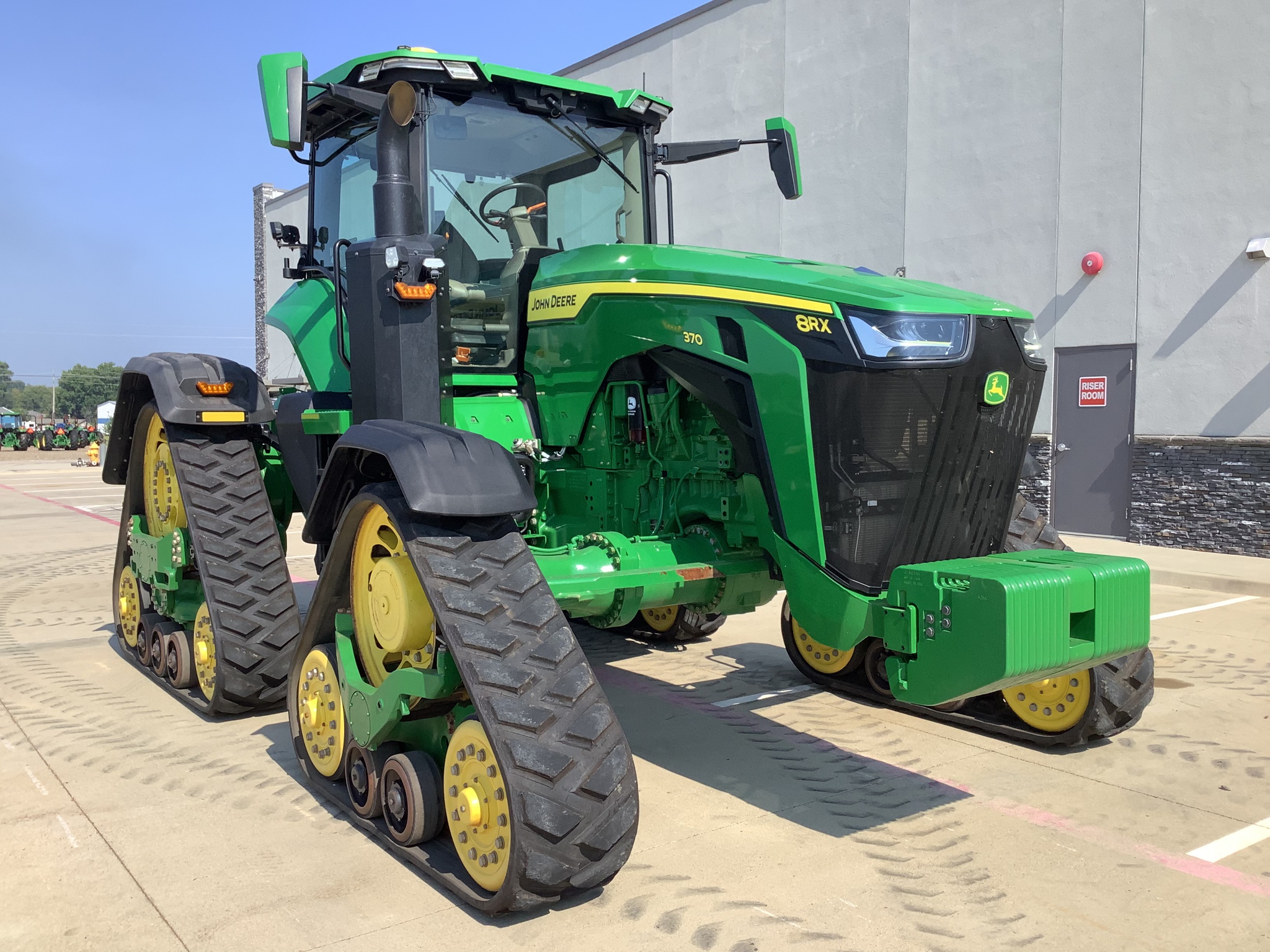 2024 John Deere 8RX 370 Image 2