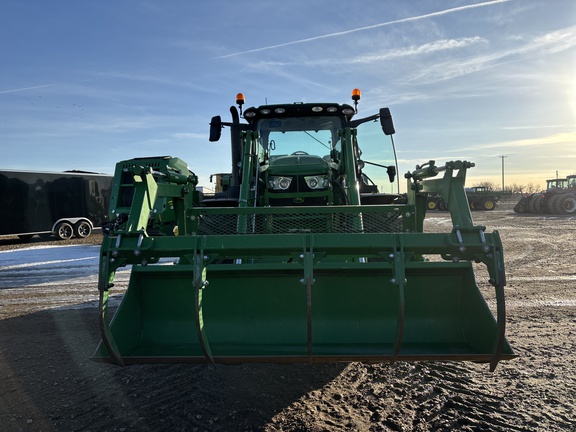 Used 2024 John Deere 6R 155 Row Crop Tractors at Horizon Ag & Turf in Lloydminster, AB - Photo5