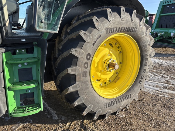 Used 2024 John Deere 6R 155 Row Crop Tractors at Horizon Ag & Turf in Lloydminster, AB - Photo9