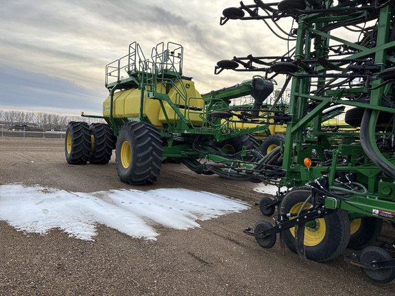 Used 2023 John Deere P556 Air Drills and Seeders at Horizon Ag & Turf in Lloydminster, AB - Photo15