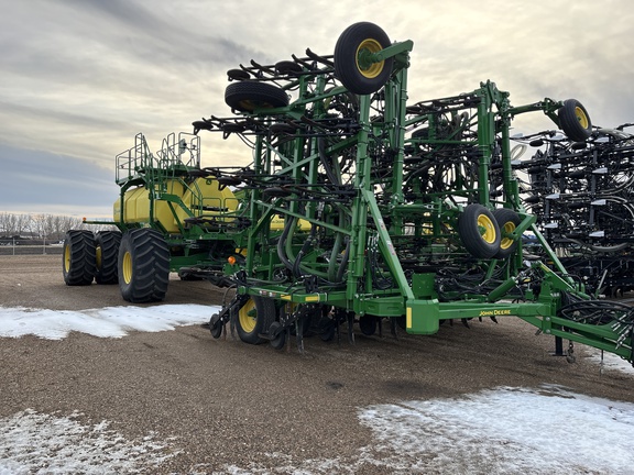 Used 2023 John Deere P556 Air Drills and Seeders at Horizon Ag & Turf in Lloydminster, AB - Photo16