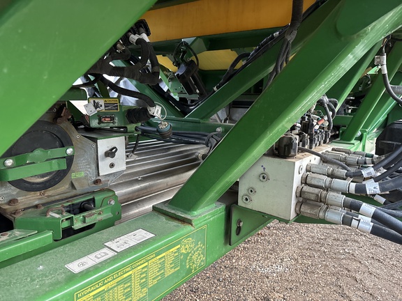 Used 2023 John Deere P556 Air Drills and Seeders at Horizon Ag & Turf in Lloydminster, AB - Photo17