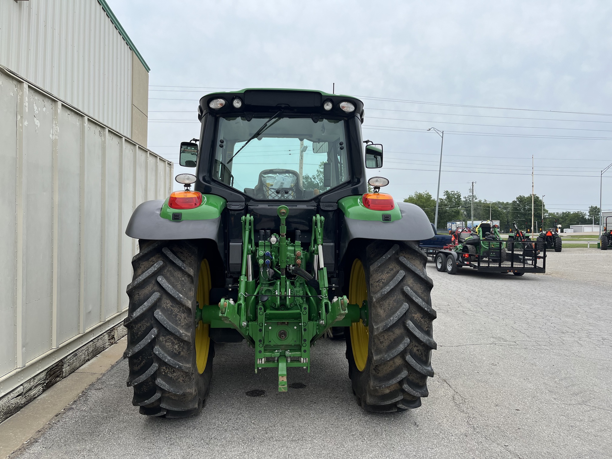 2024 John Deere 6120M Image 4