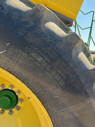 Used 2015 John Deere 1870 Air Drills and Seeders at Horizon Ag & Turf in Lloydminster, AB - Photo12