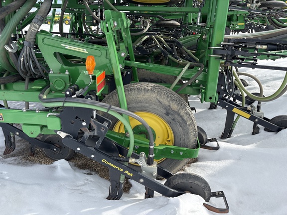 Used 2015 John Deere 1870 Air Drills and Seeders at Horizon Ag & Turf in Lloydminster, AB - Photo35
