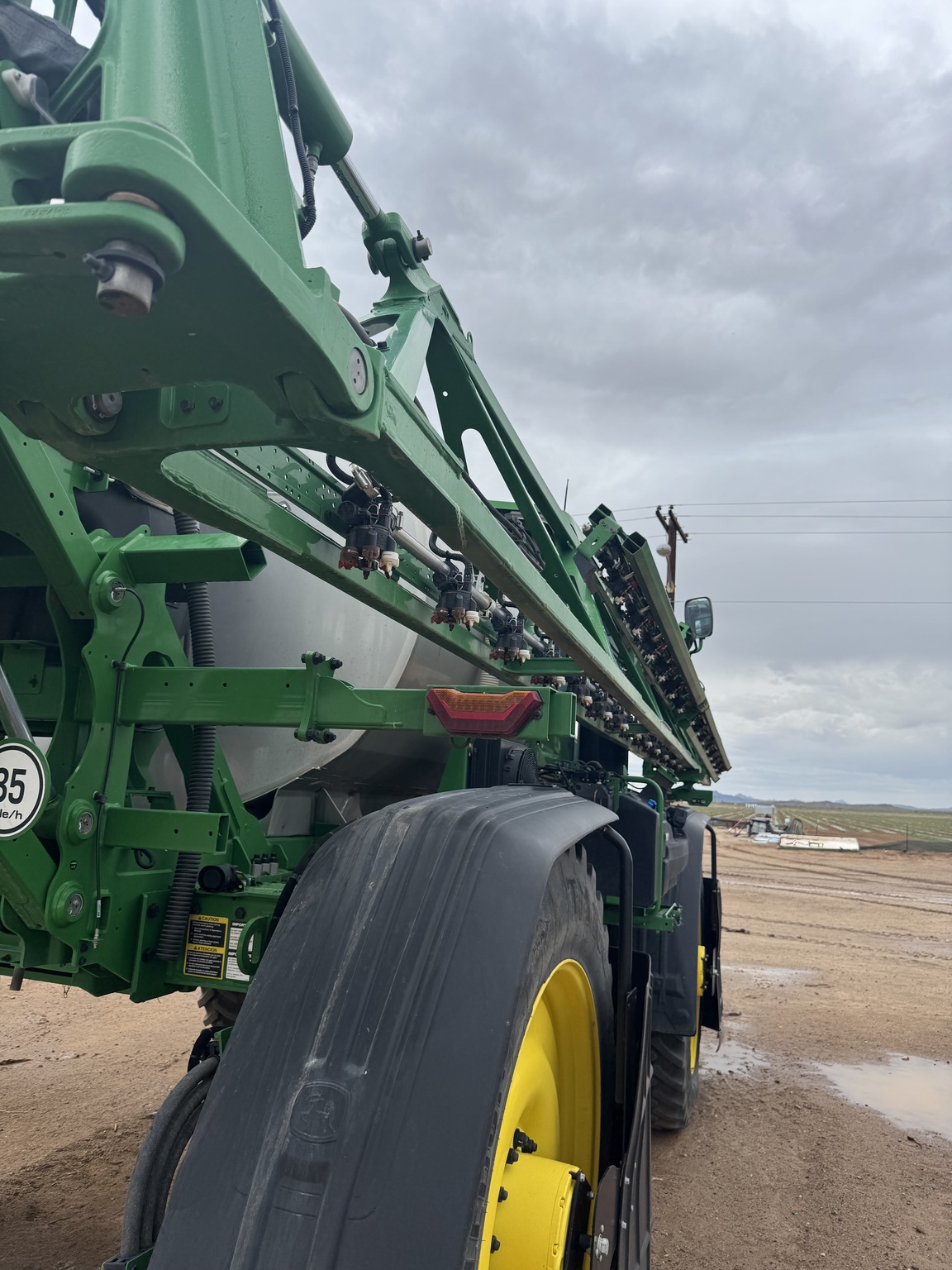 2024 John Deere 616R Image 13