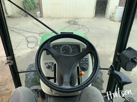 Photo of 2015 John Deere 3046R