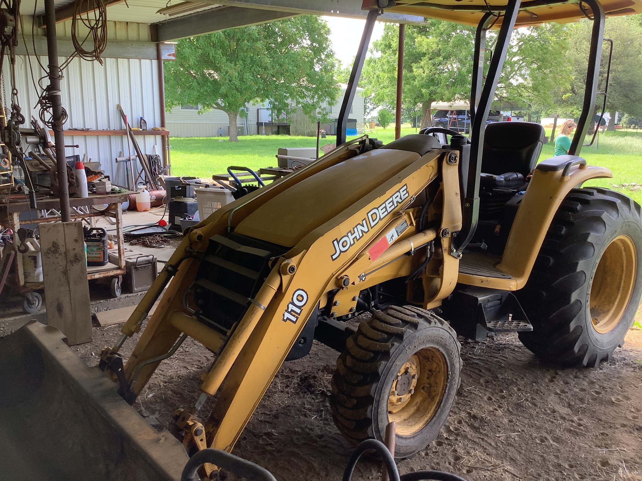 2007 John Deere 110TLB Image 9