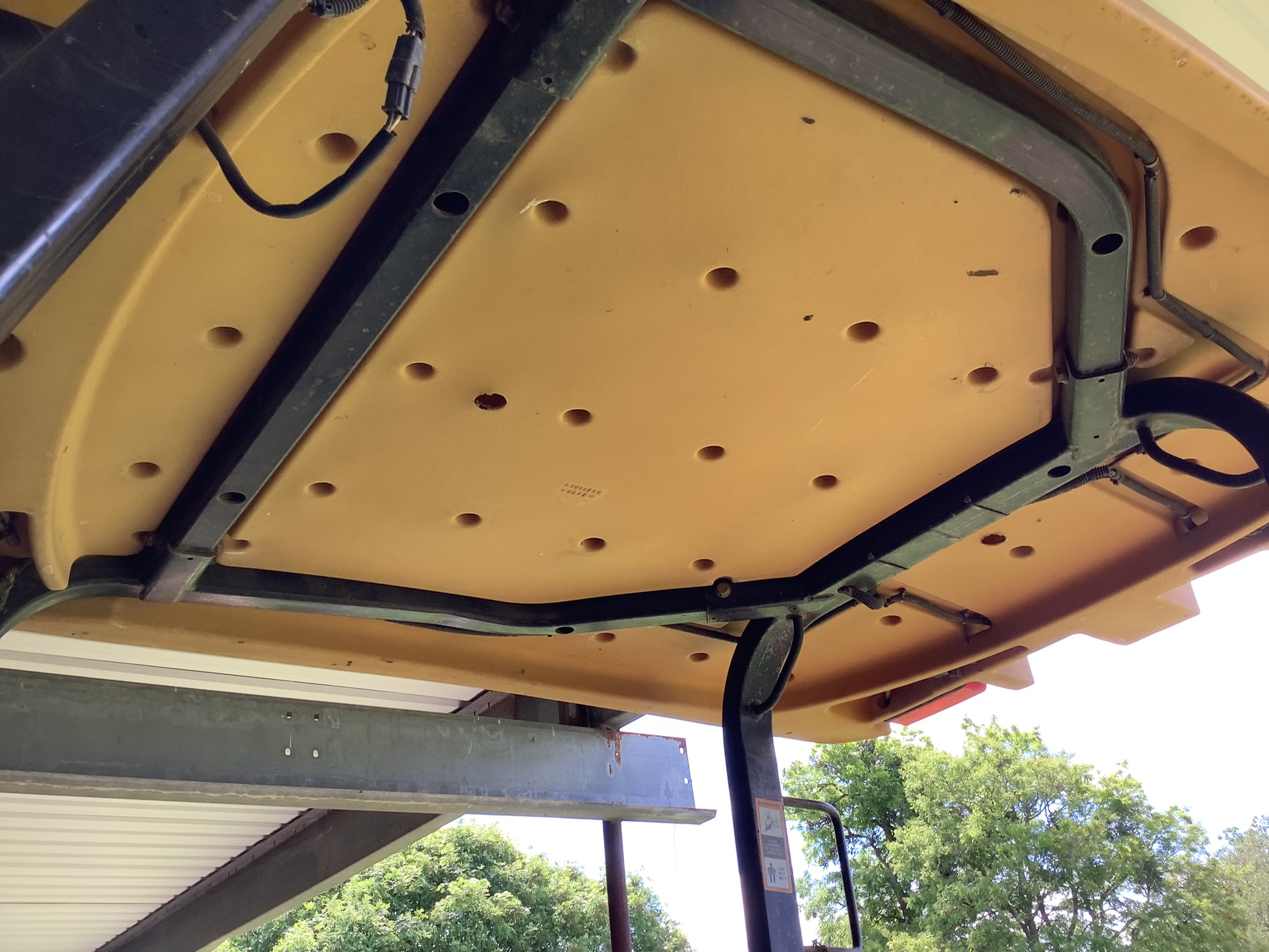2007 John Deere 110TLB Image 17