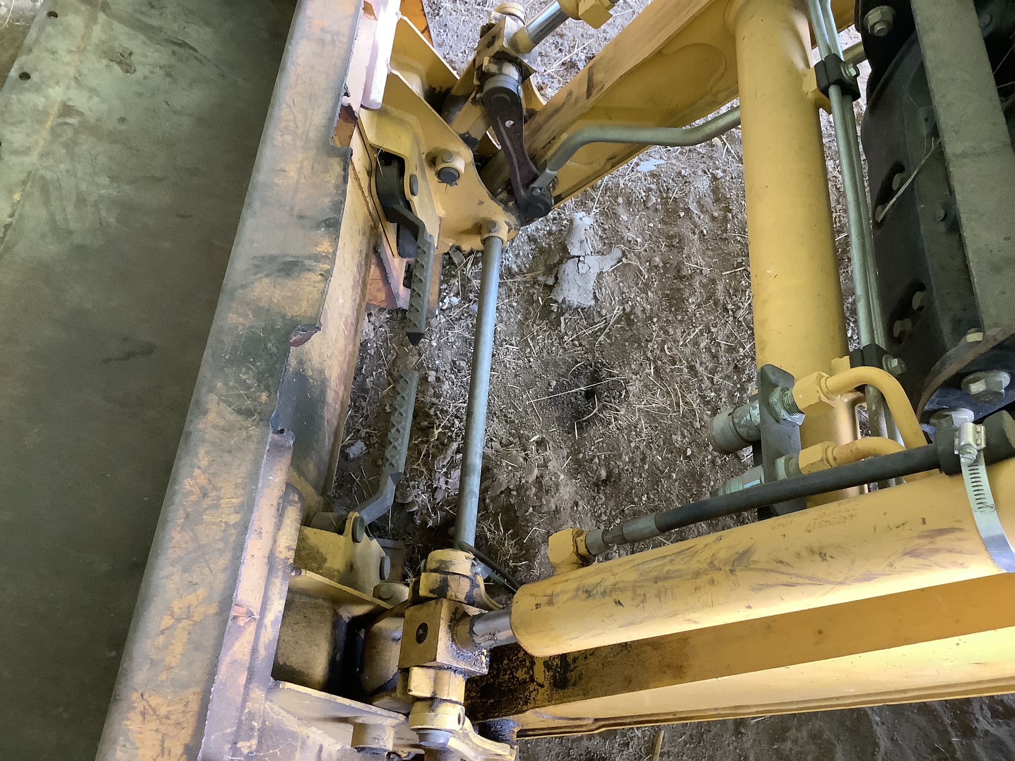 2007 John Deere 110TLB Image 20