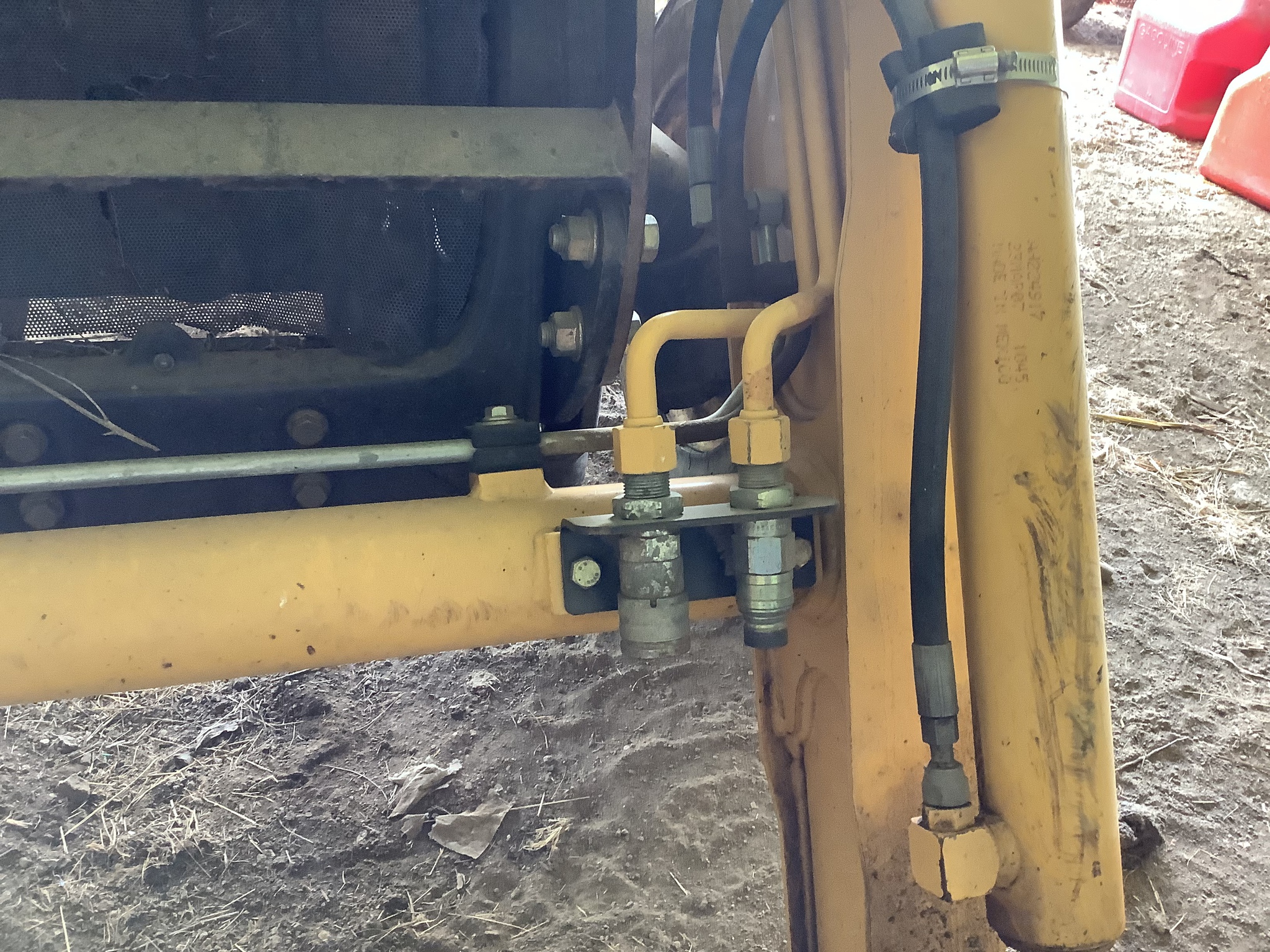 2007 John Deere 110TLB Image 19