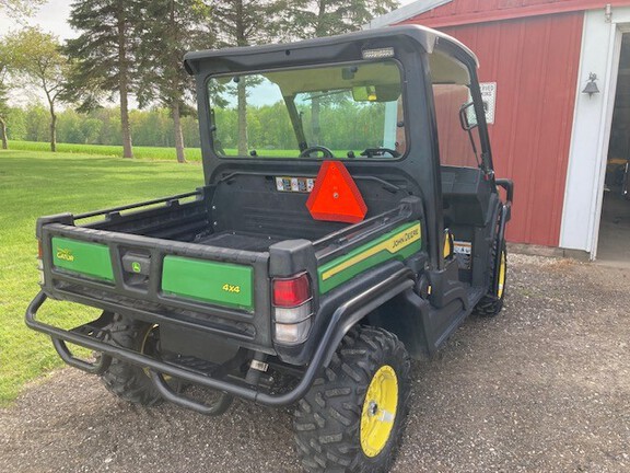 Photo of 2021 John Deere XUV 835M