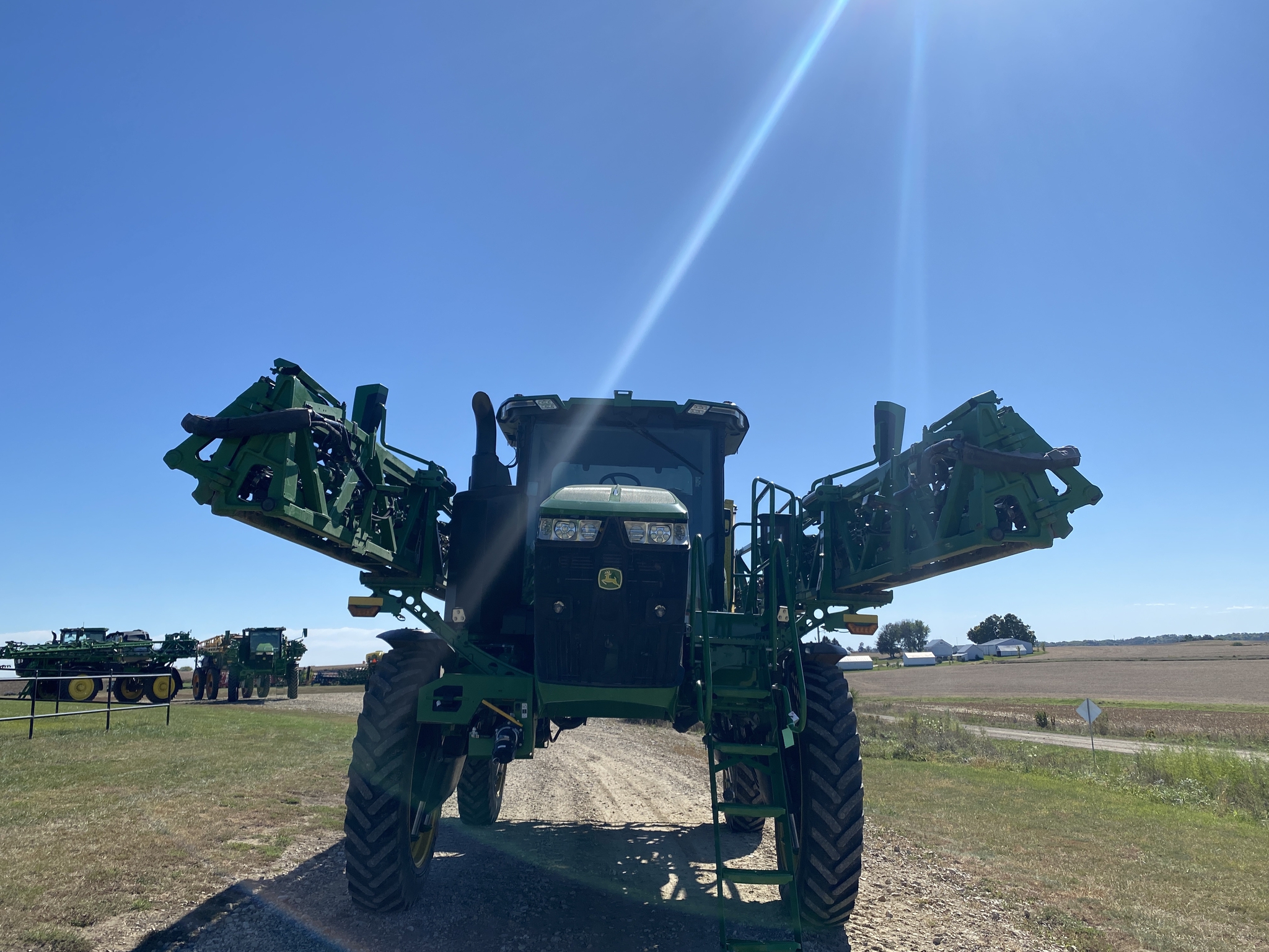 2022 John Deere 410R Image 2