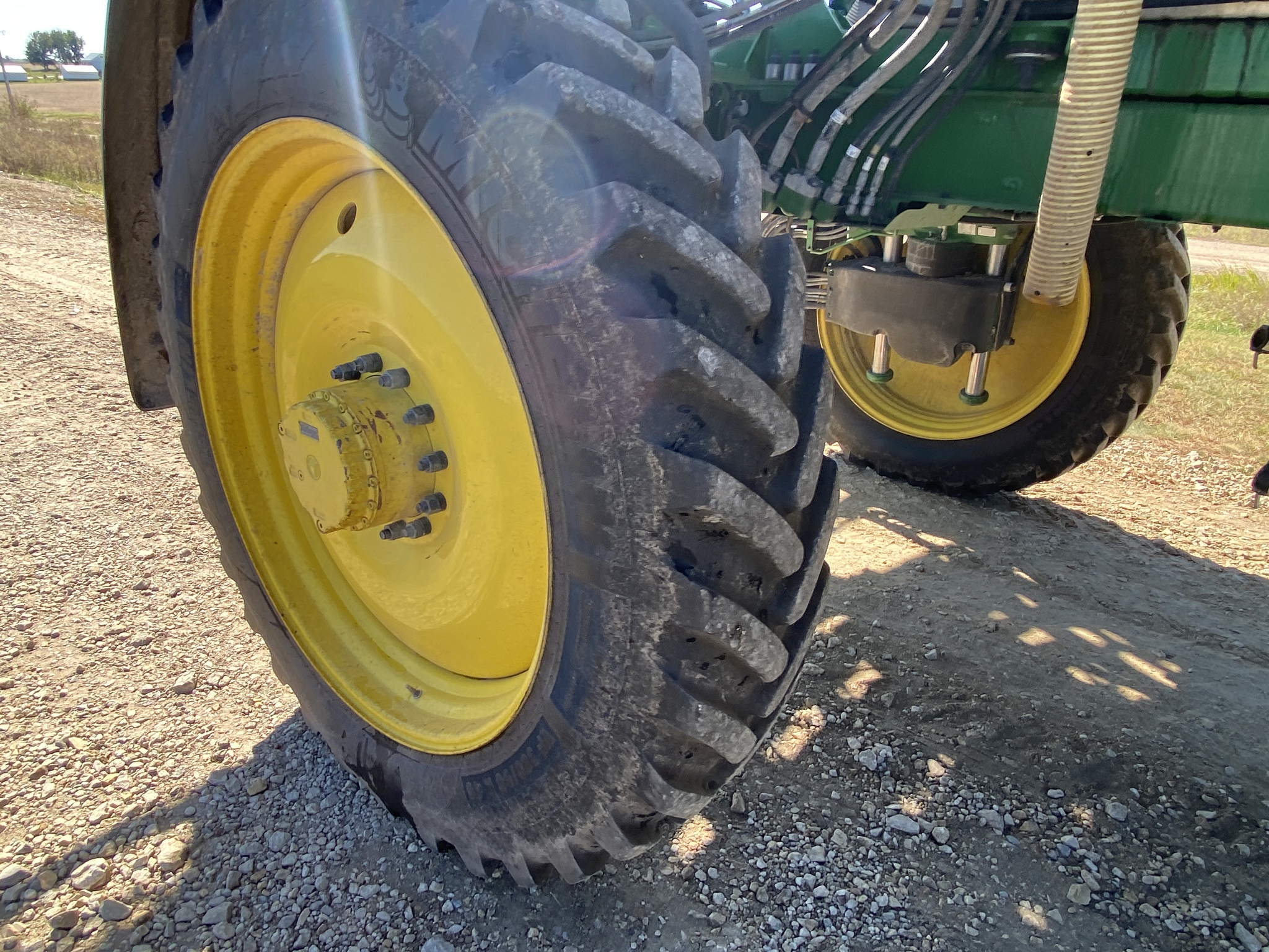 2022 John Deere 410R Image 14