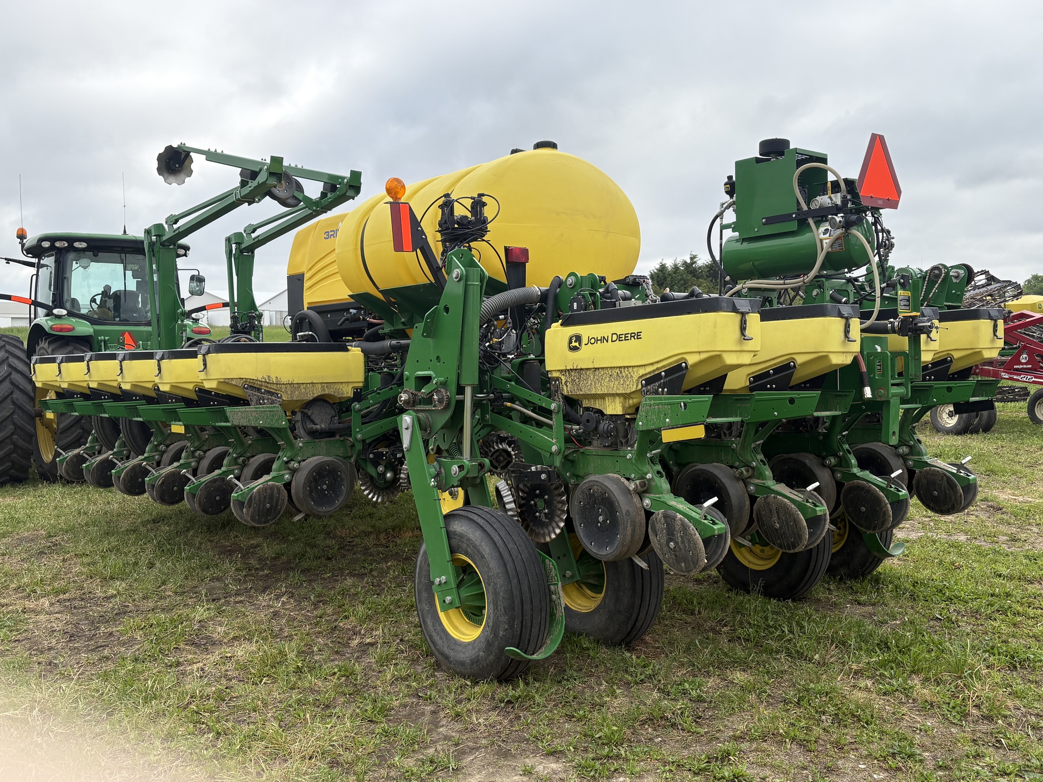 2015 John Deere 1775NT Image 5