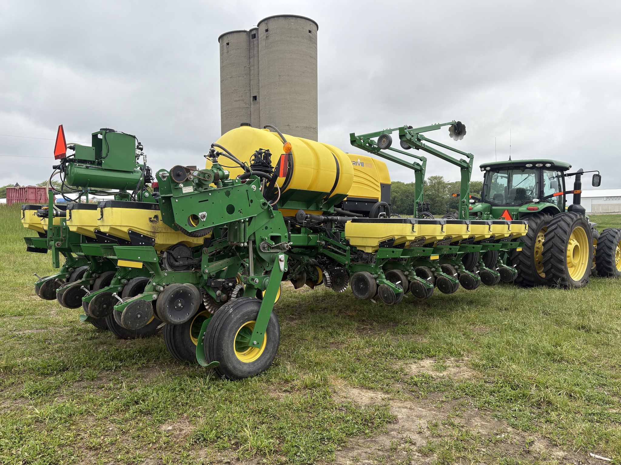 2015 John Deere 1775NT Image 6