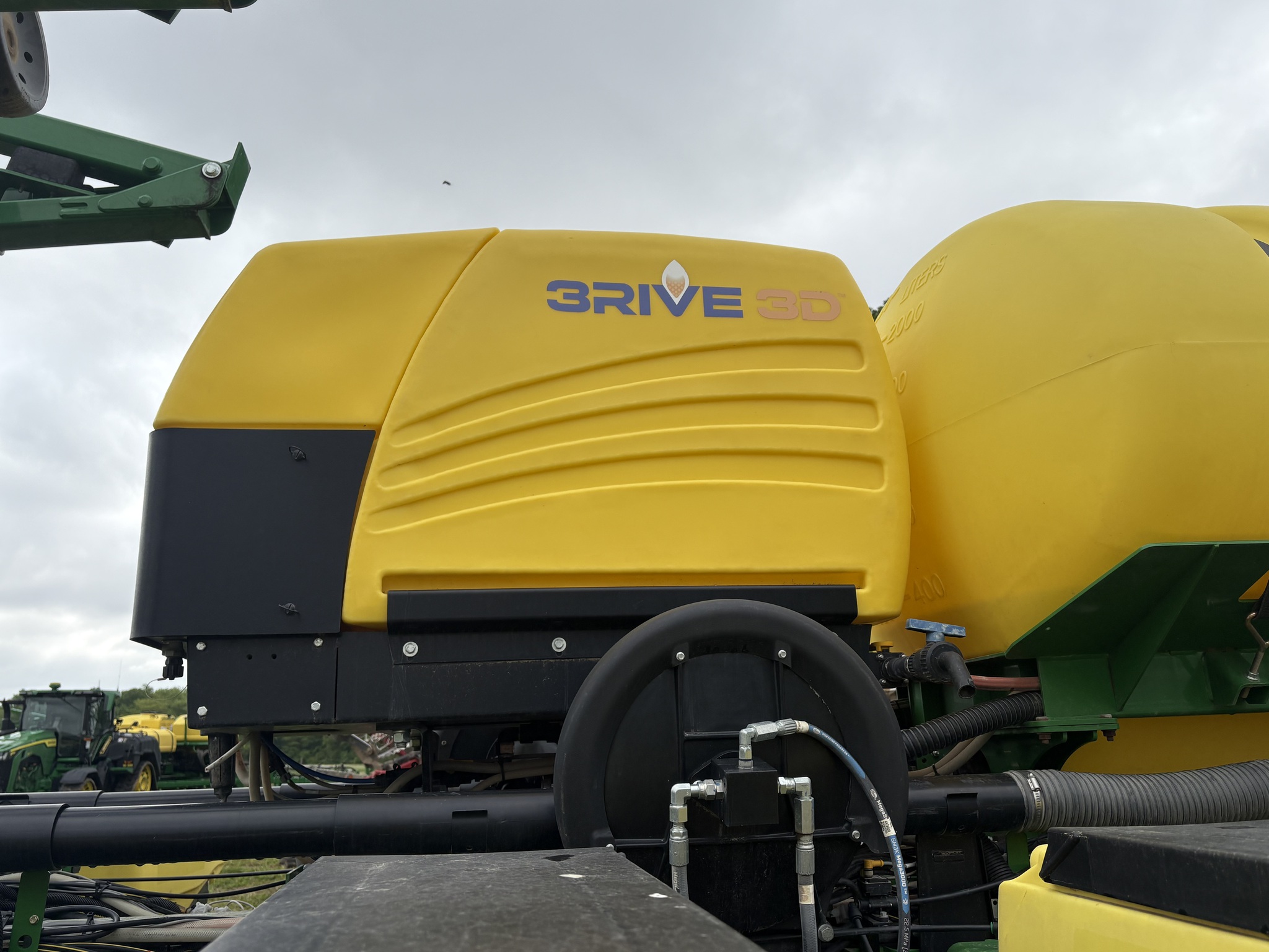 2015 John Deere 1775NT Image 28