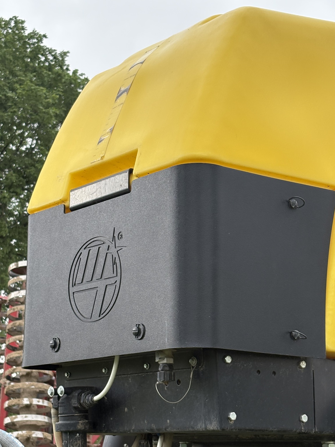 2015 John Deere 1775NT Image 30