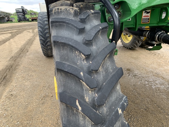 2023 John Deere 412R - Photo8