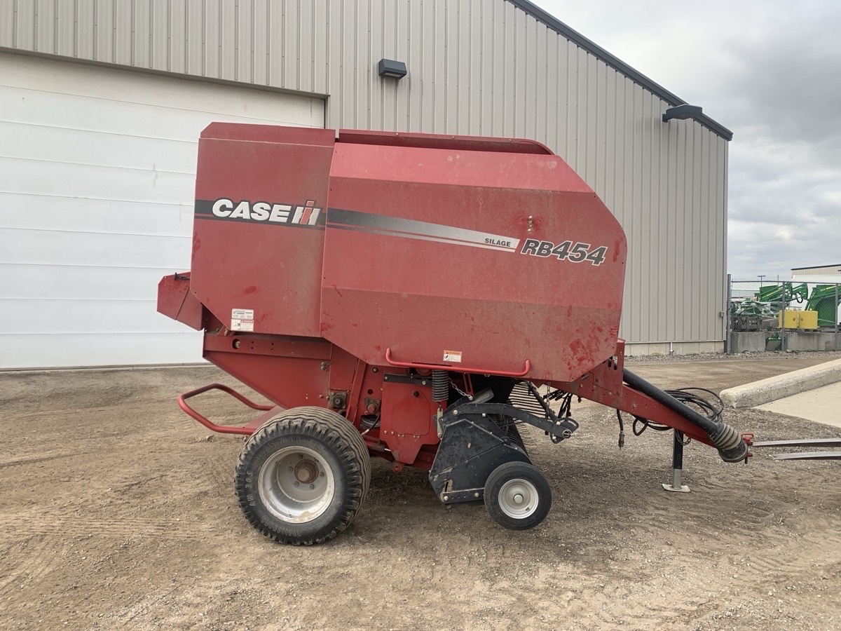 2008 Case IH RB454 Image 3