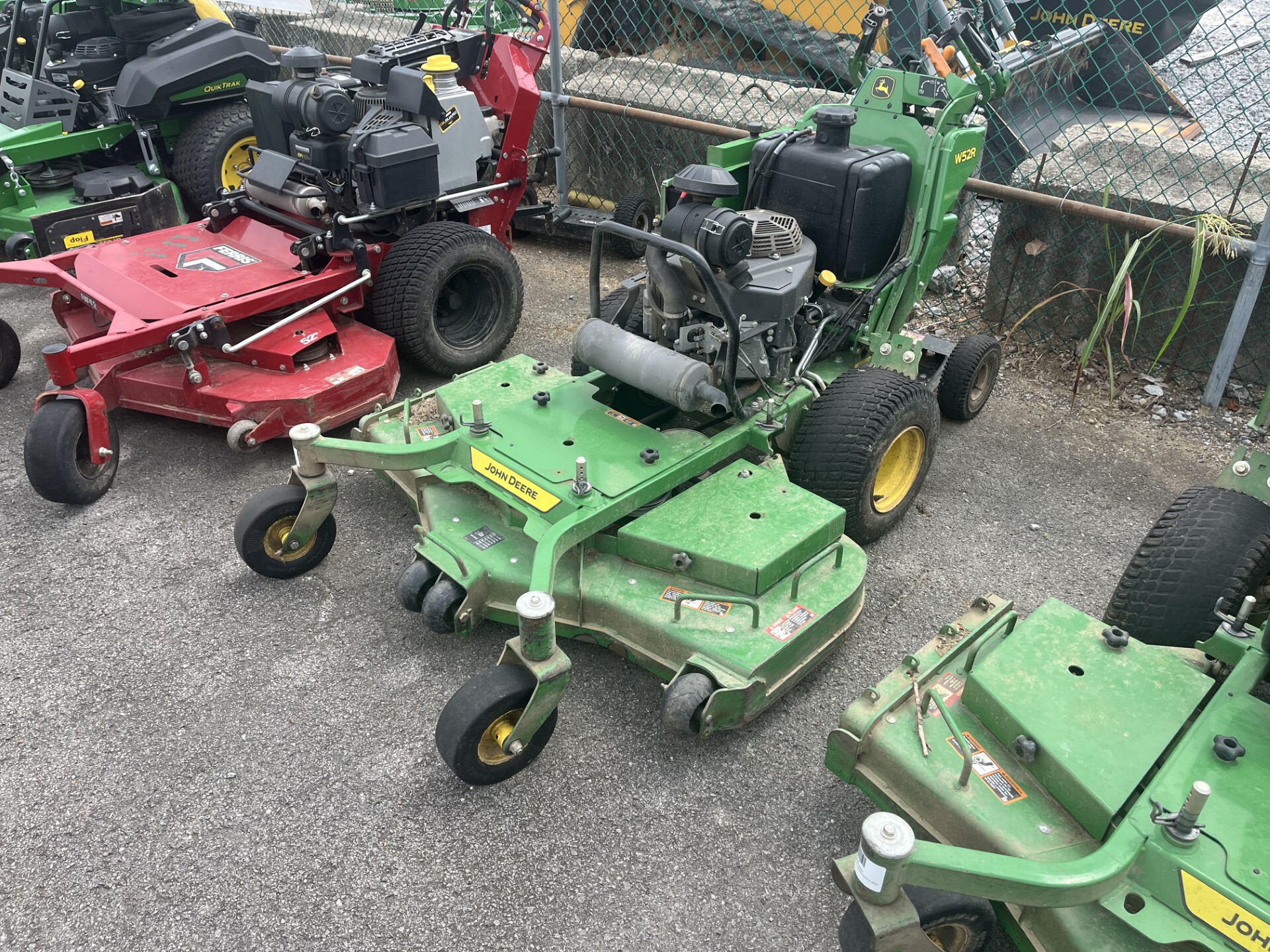 2023 John Deere W52R