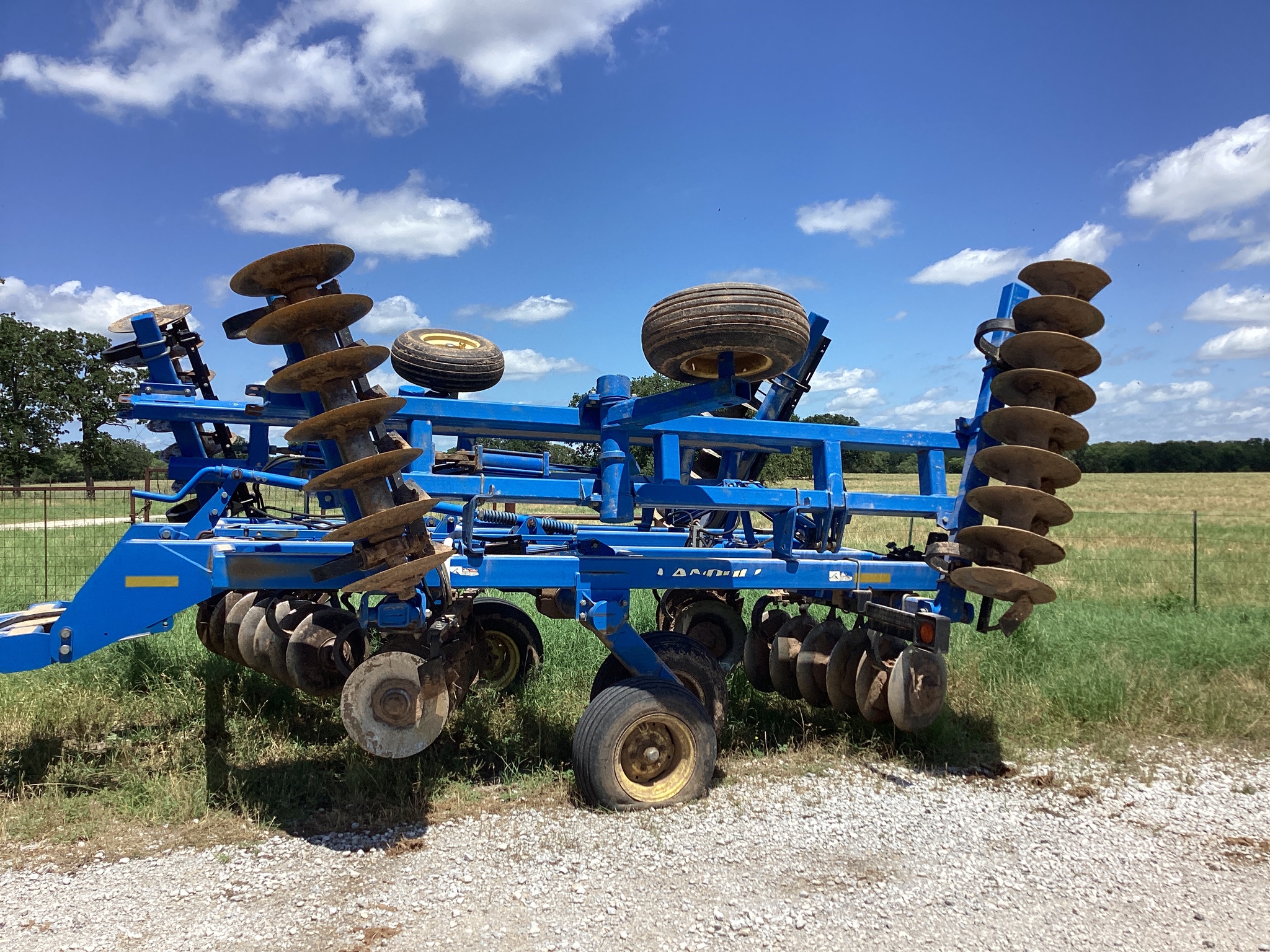2007 Landoll 6230-21 Image 1