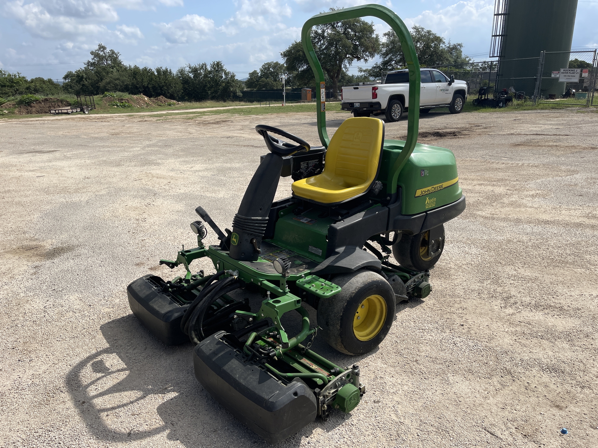 2022 John Deere 2550 Image 3