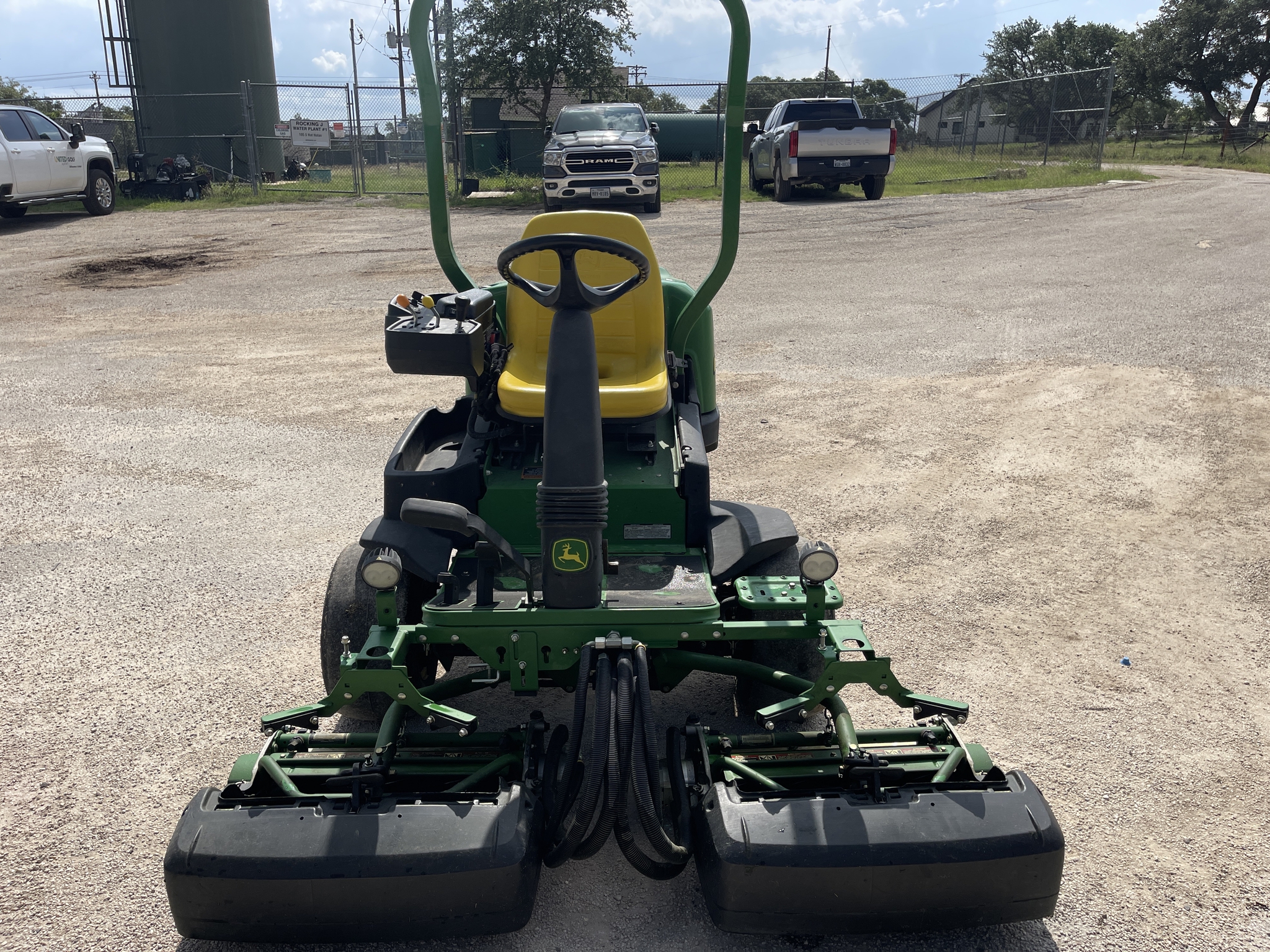 2022 John Deere 2550 Image 4