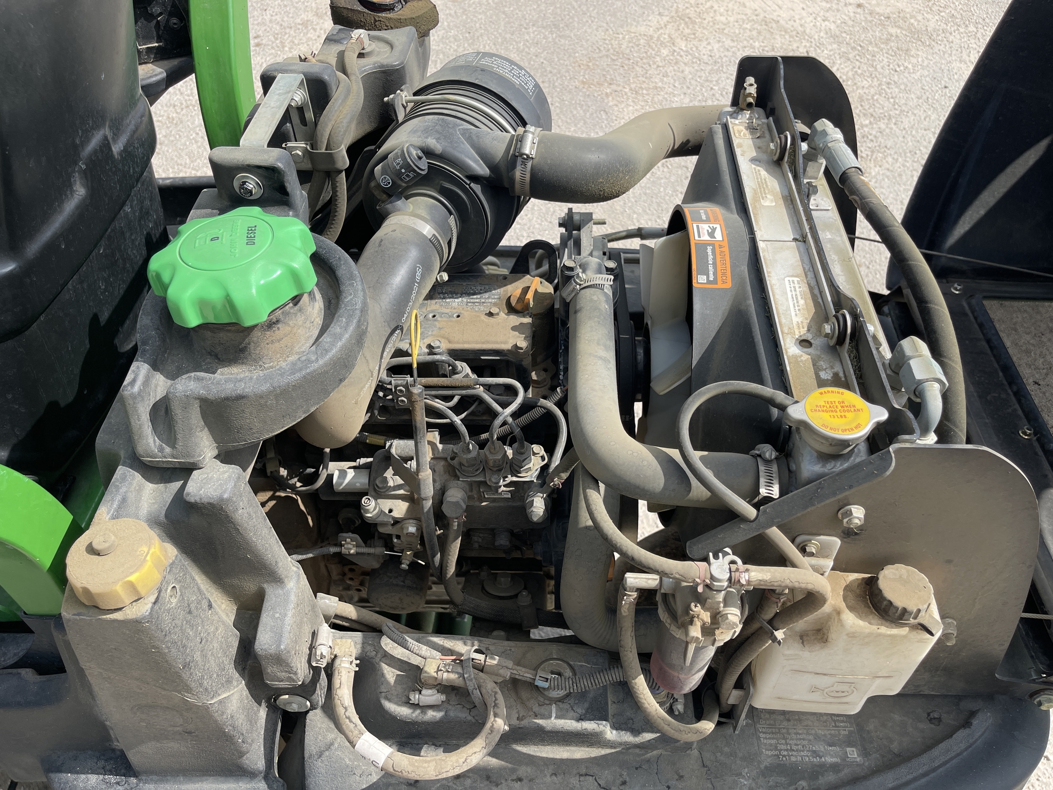 2022 John Deere 2550 Image 17
