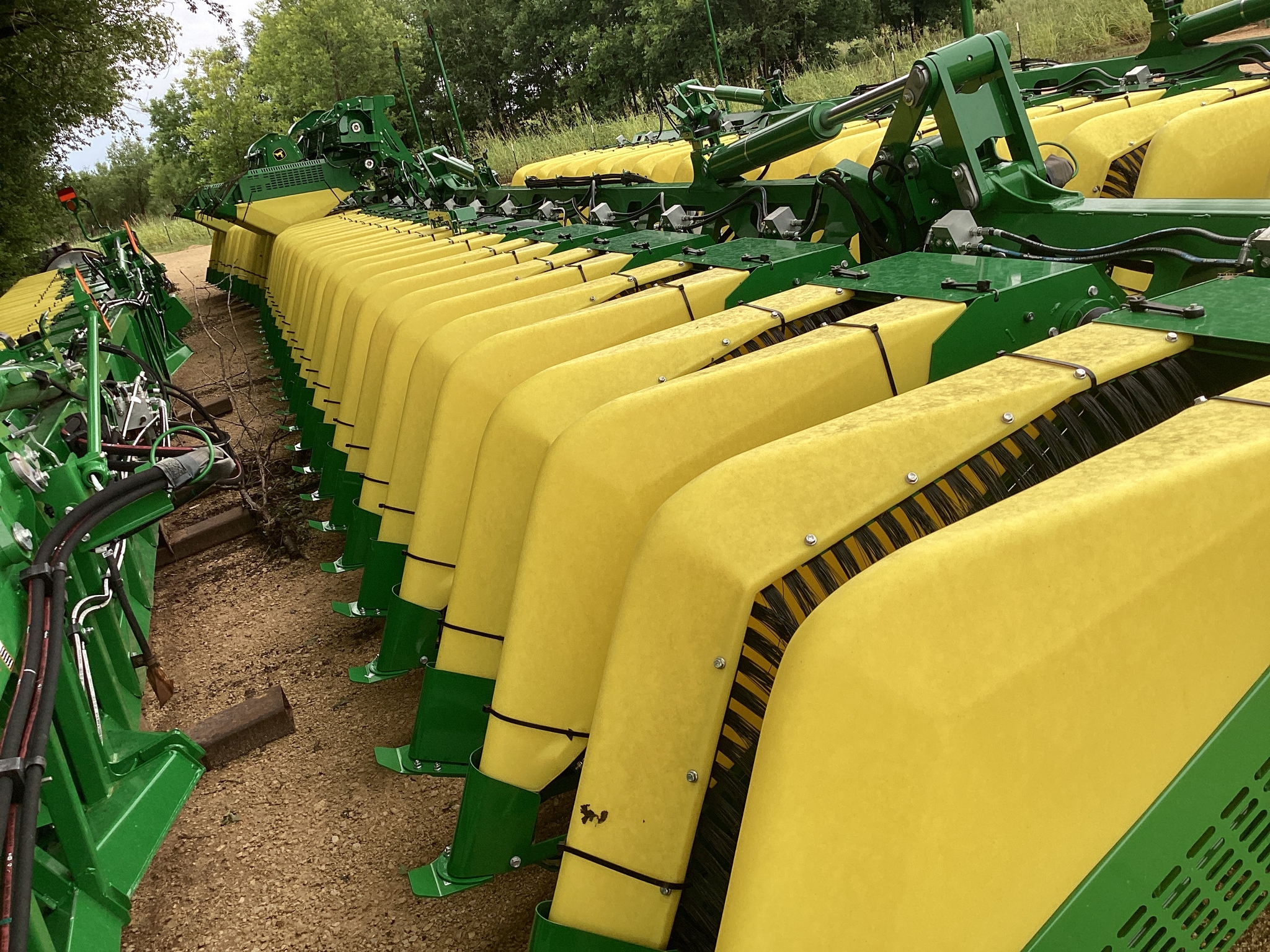 2023 John Deere SH12F Image 1